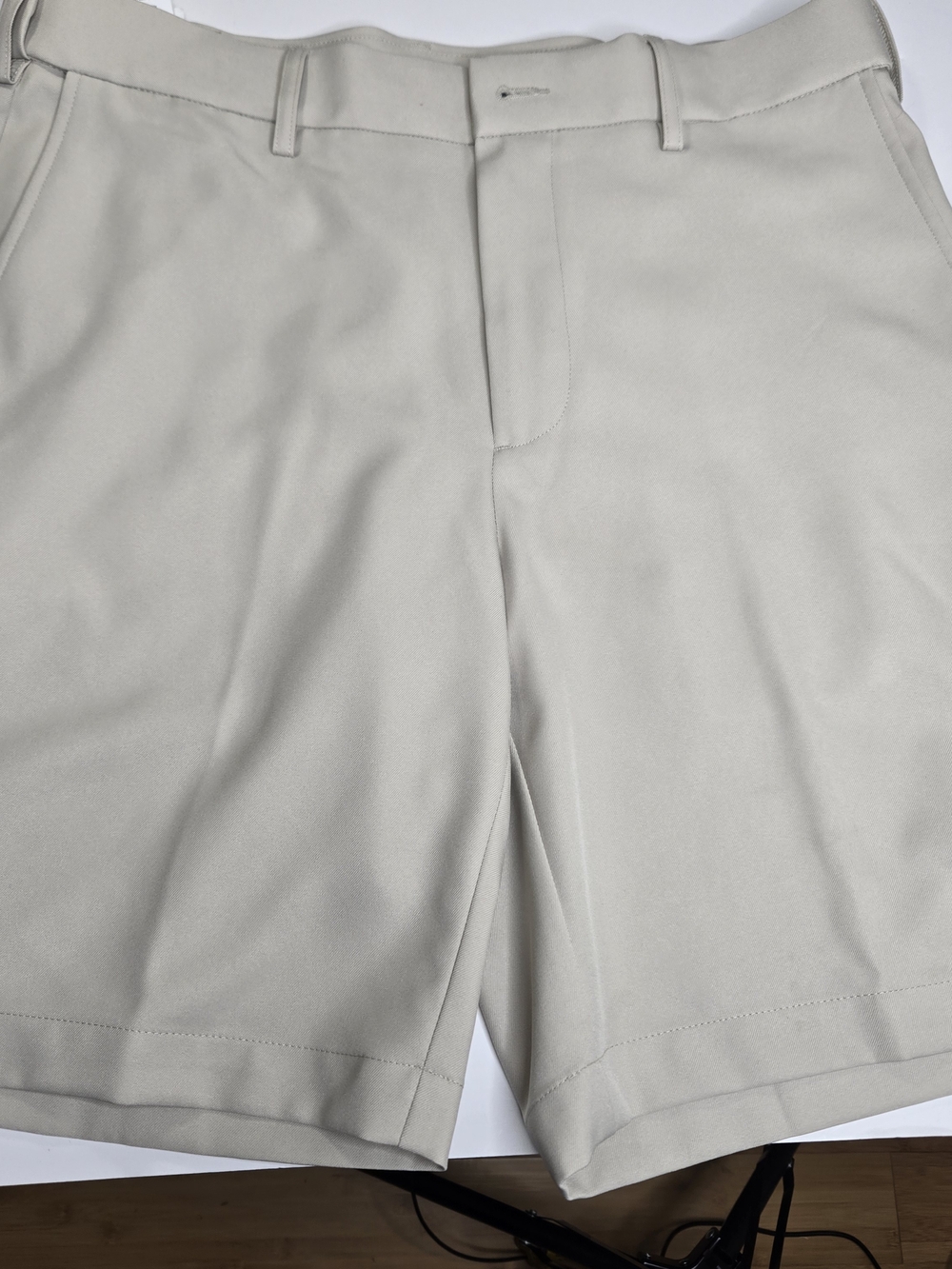 Grand Slam Men's Flat-Front Golf Shorts - Light Tan
